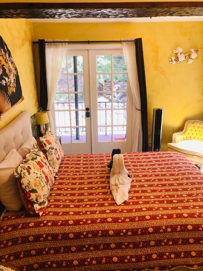 Flume'S End Bed & Breakfast Nevada City Exterior photo